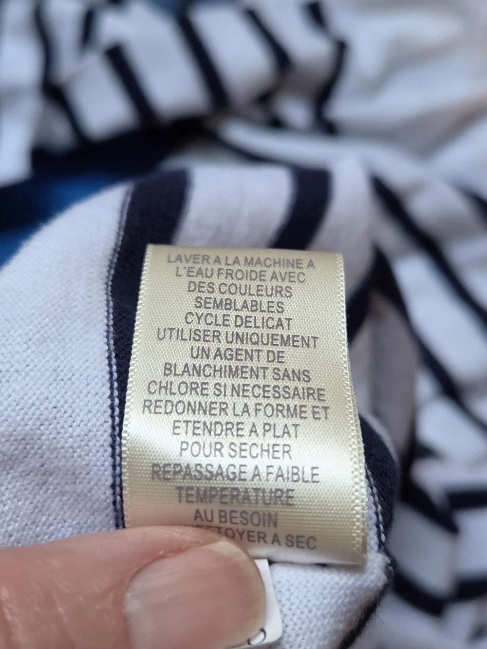 Tommy Bahama 100% White Top with Navy Stripes - Boatneck 3/4 Sleeve - Picture 5 of 9